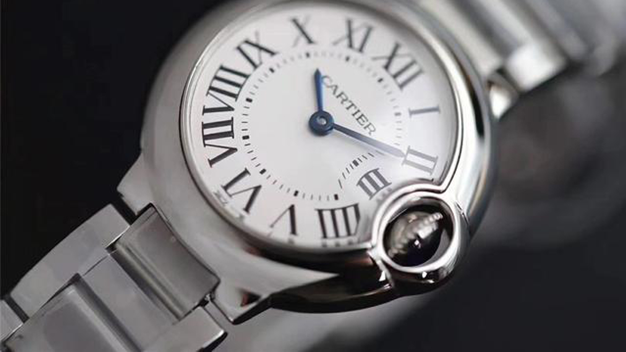 卡地亚手表的表镜该如何更换？