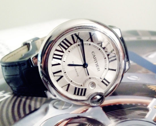 如何防止卡地亚手表表带生锈？