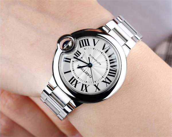 卡地亚手表走走停停如何处理