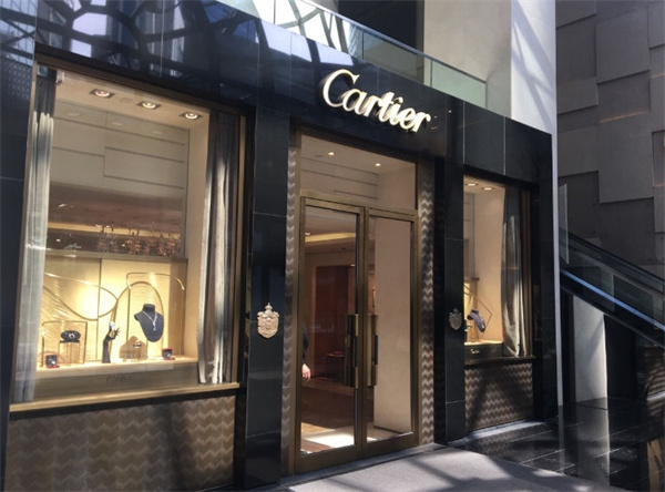 卡地亚机芯生锈正常吗